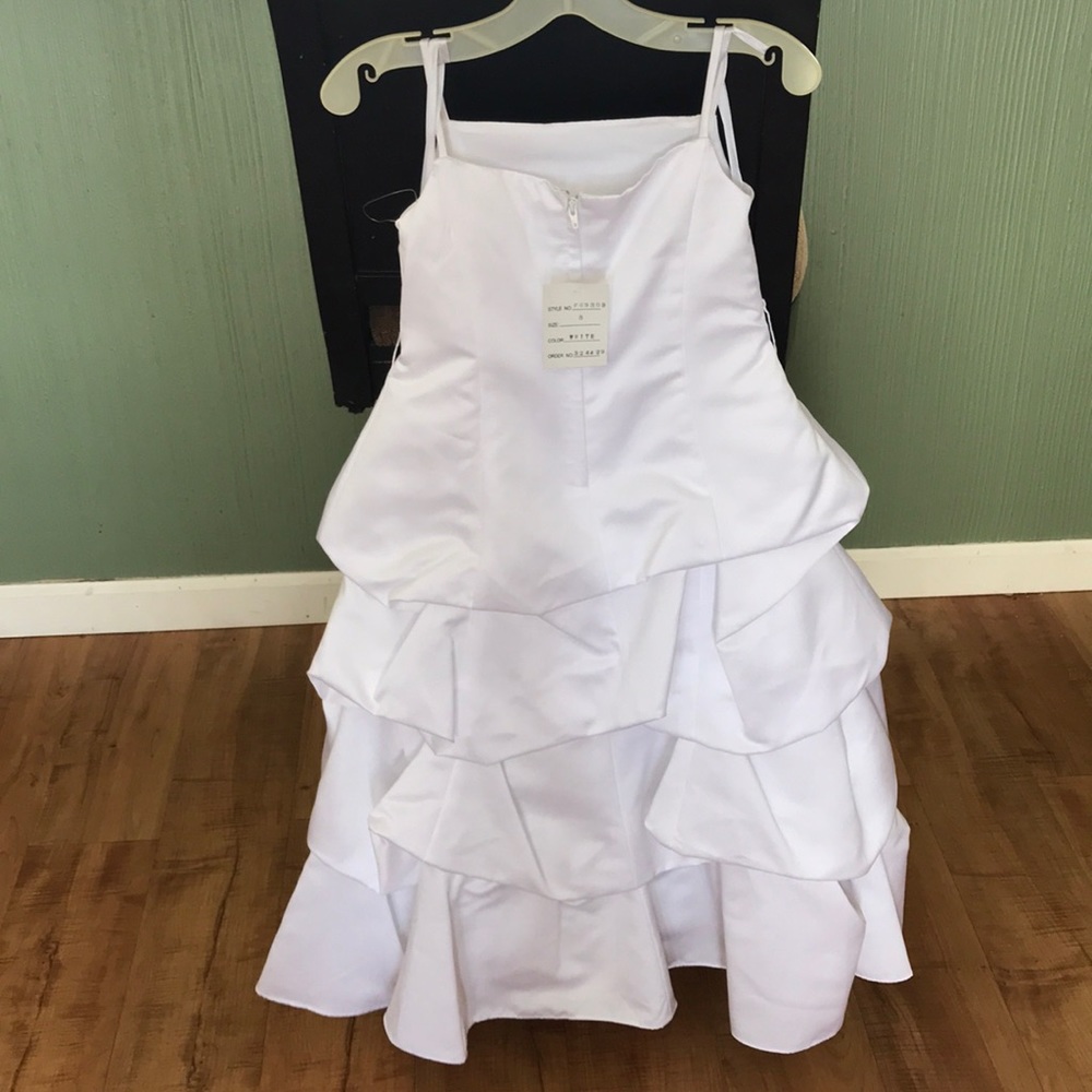 David’s Bridal Dress - Picture 2 of 4